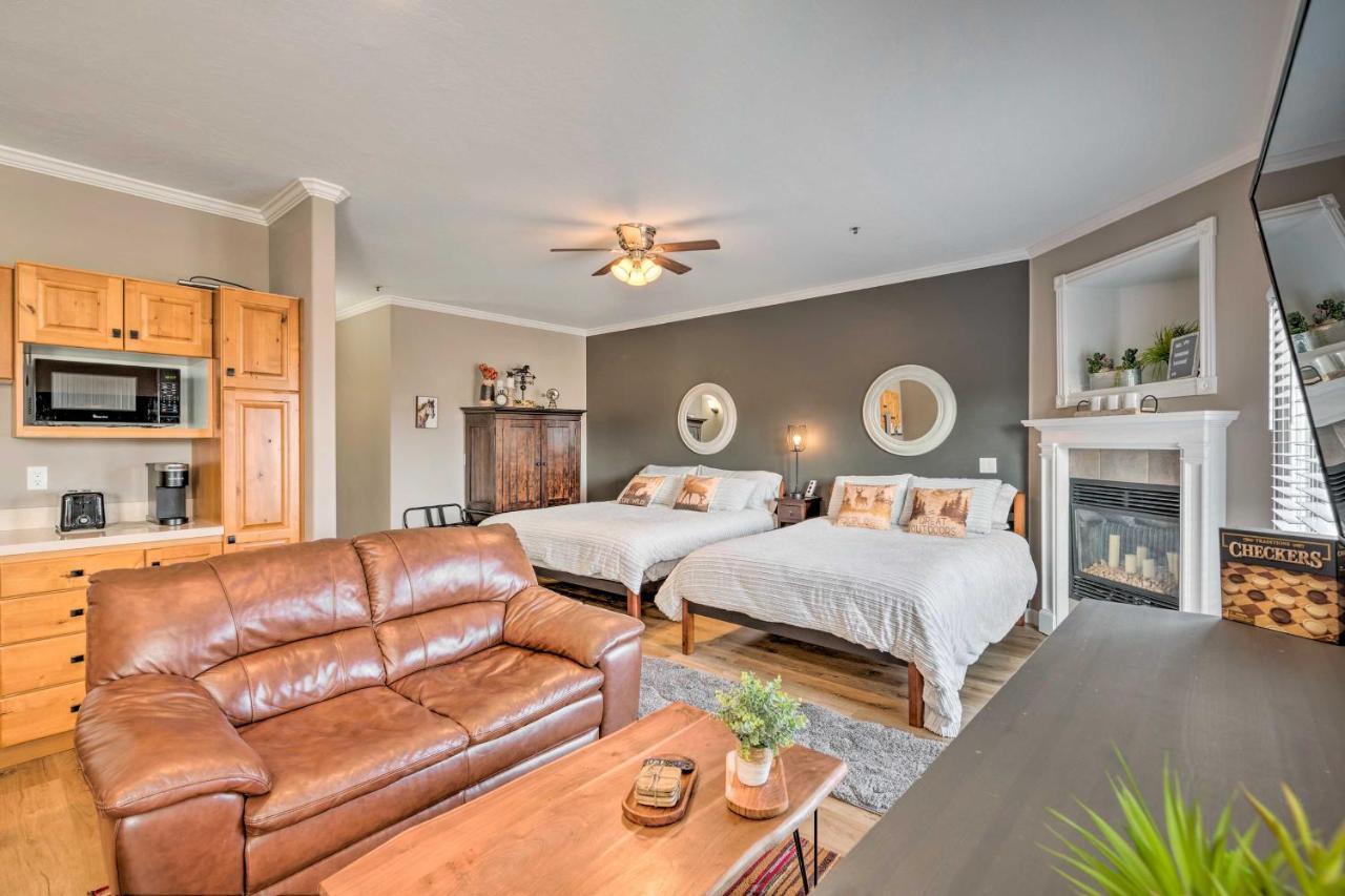 Large, Cozy Midway Studio With Mountain Views! Bagian luar foto